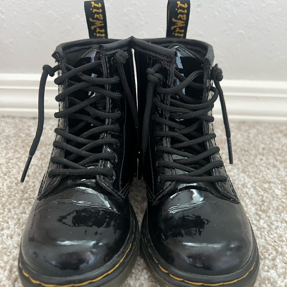 Doc Martins TODDLER 1460 PATENT LEATHER LACE UP BOOTS